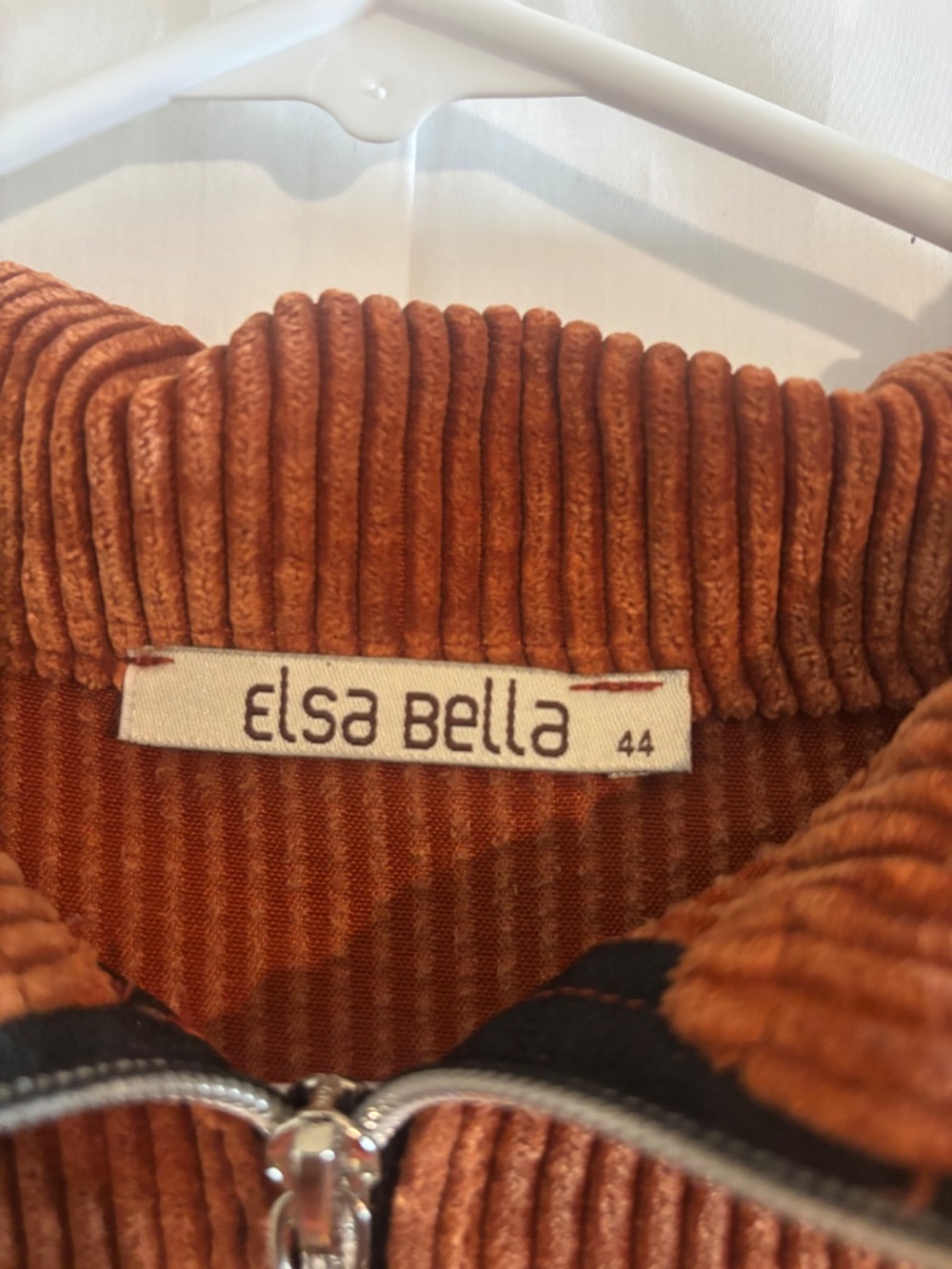Elsa Bella Brown Ribbed Zip-Up Top - Picture 3 of 5